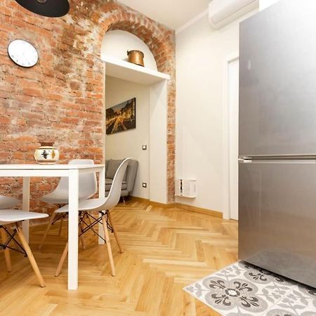 Апартаменты The Italian Design - 10 Minutes To Duomo Милан Экстерьер фото